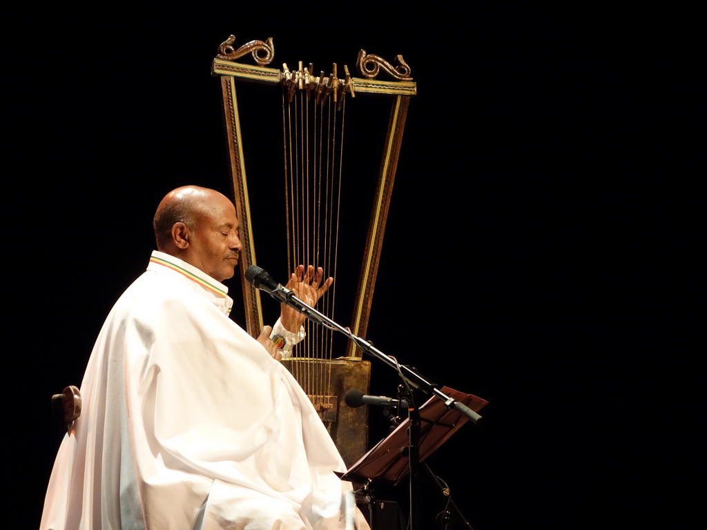 alemu aga (begena) (H1)