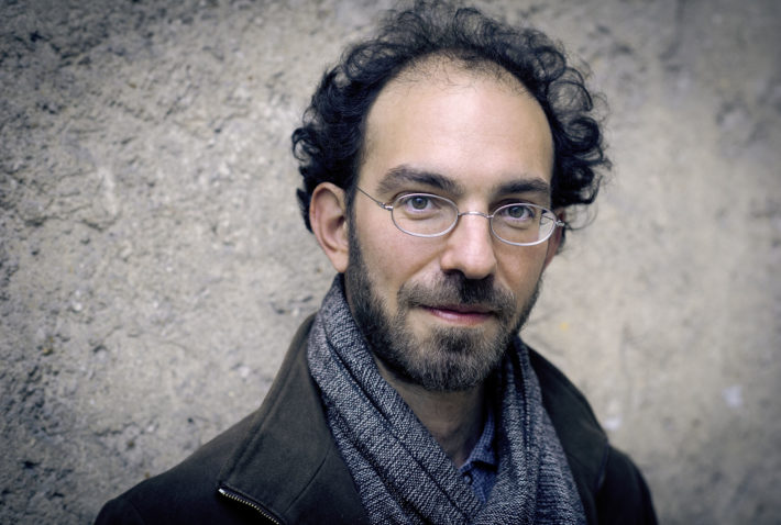 Arnaud-de-Pasquale_JB00295-BD©Jean-Baptiste-Millot-710x478