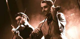 Cover-les yeux noirs